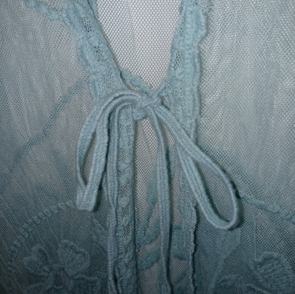 Ember sage Embroidered floral mesh Lace 1/2 Sleeve lingerie cover up M - Picture 7 of 10
